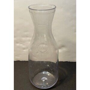 Cambro 1 liter vase pitcher beverage decanter water juice carafe plastic 9 1/2"